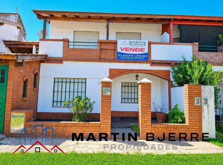 Casa · 120m² · 4 Ambientes · 1 Cochera