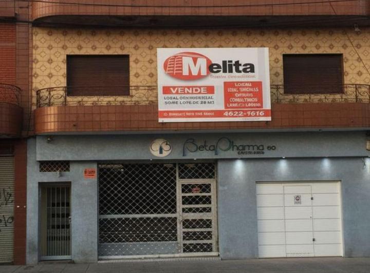 Casa · 365m² · 3 Ambientes · 1 Cochera