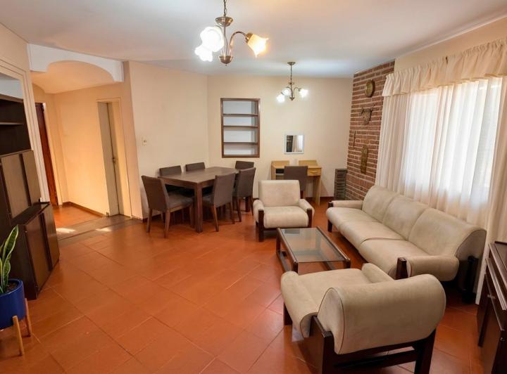 Casa · 190m² · 4 Ambientes