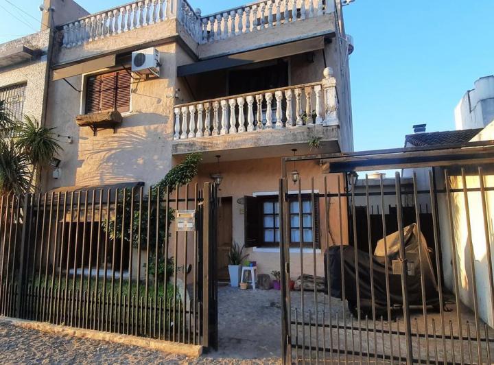 Casa · 190m² · 5 Ambientes