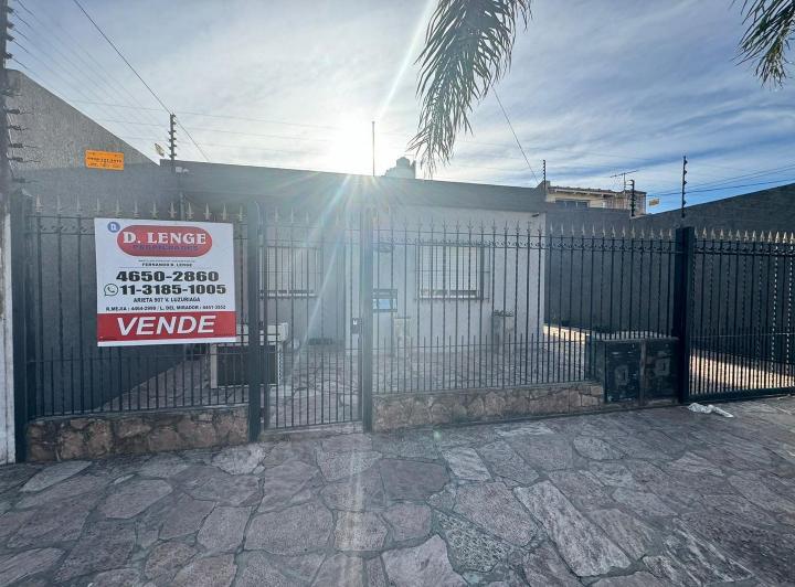 Casa · 130m² · 5 Ambientes · 3 Cocheras