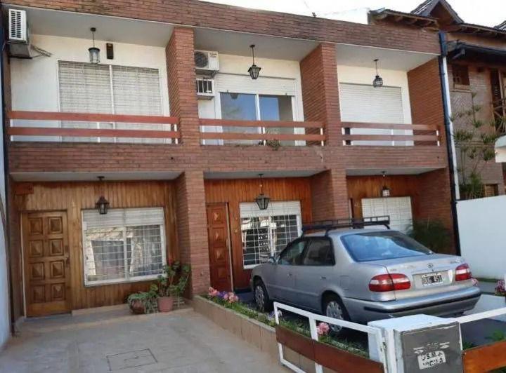 Casa · 110m² · 3 Ambientes · 1 Cochera