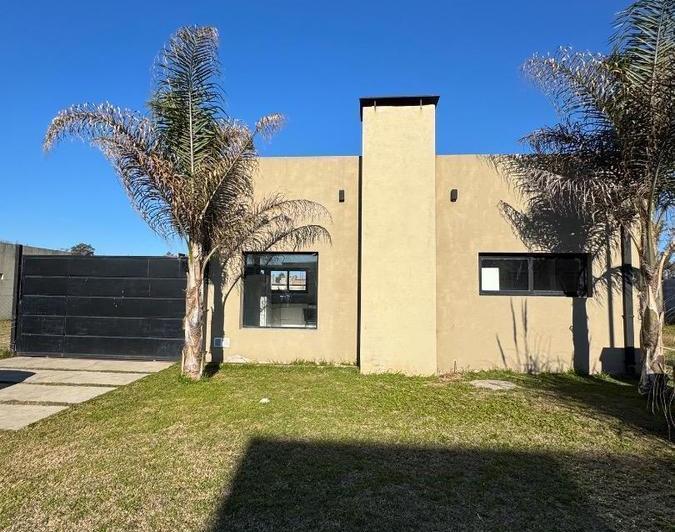 Casa · 45m² · 1 Ambiente · 2 Cocheras
