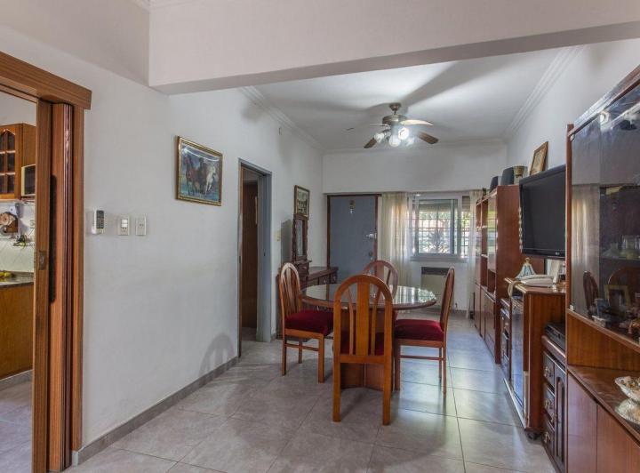Casa · 83m² · 3 Ambientes · 1 Cochera