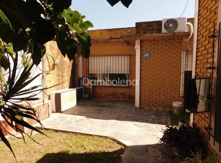 Casa · 143m² · 3 Ambientes · 1 Cochera