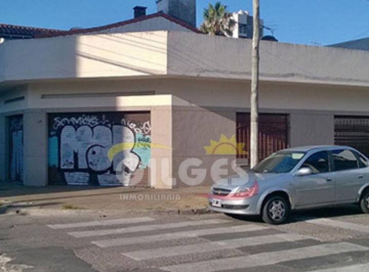 Casa · 100m² · 3 Ambientes · 1 Cochera