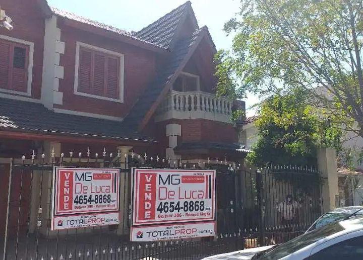 Casa · 360m² · 5 Ambientes · 1 Cochera