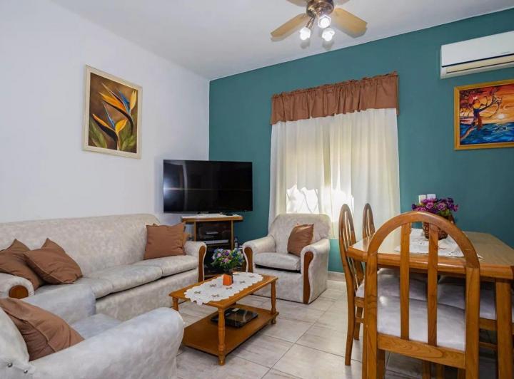 Casa · 230m² · 5 Ambientes