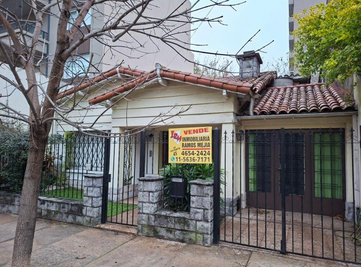 Casa · 90m² · 2 Ambientes · 2 Cocheras