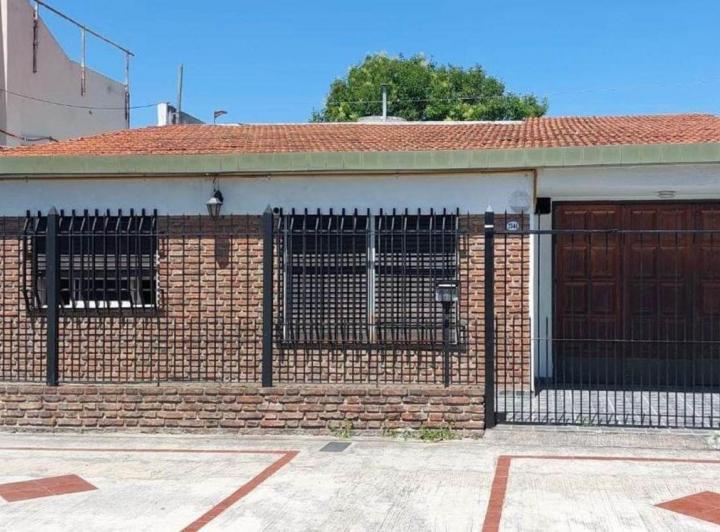Casa · 100m² · 2 Cocheras