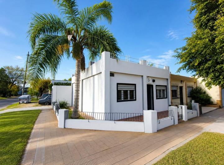 Casa · 55m² · 3 Ambientes · 1 Cochera