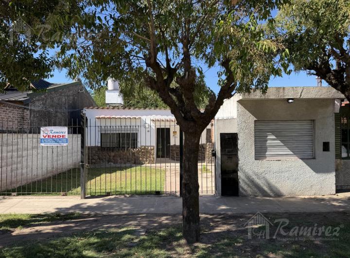 Casa · 70m² · 3 Ambientes · 2 Cocheras
