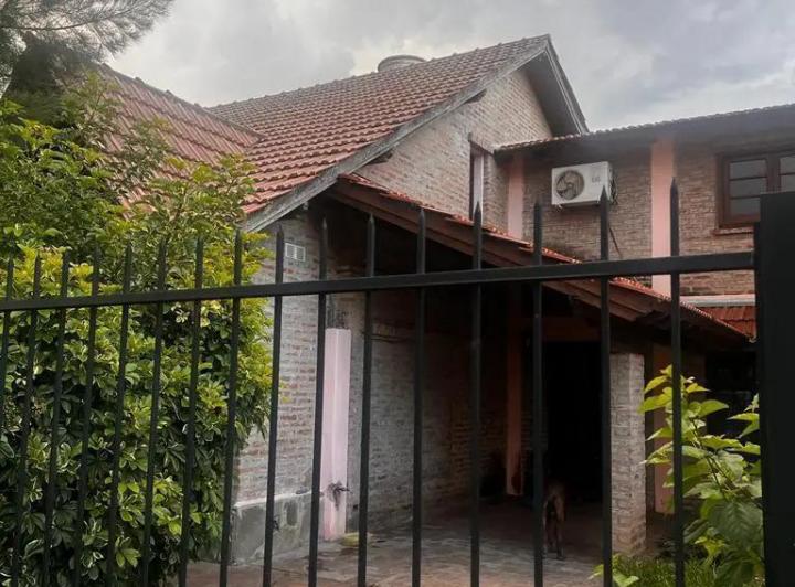 Casa · 200m² · 5 Ambientes · 1 Cochera