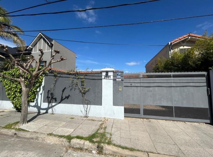 Casa · 226m² · 4 Ambientes · 3 Cocheras