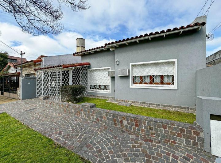 Casa · 278m² · 4 Ambientes · 1 Cochera