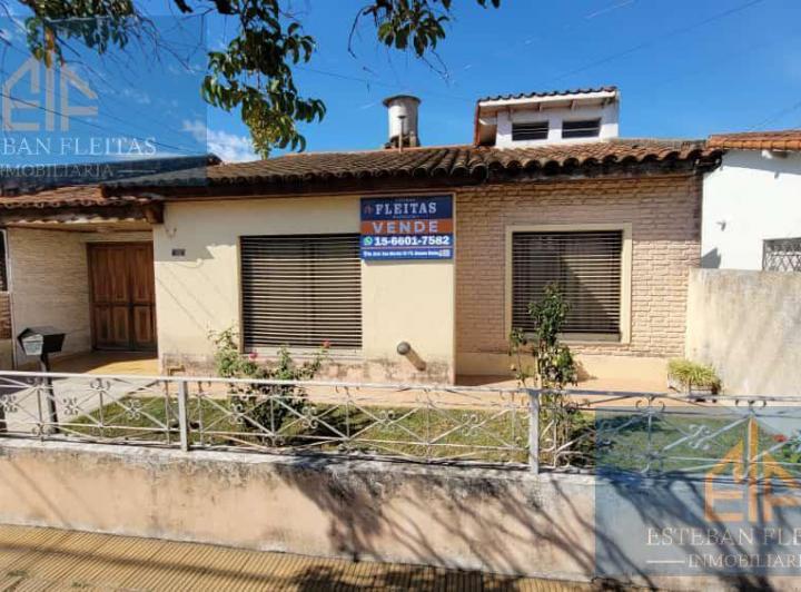 Casa · 300m² · 5 Ambientes · 2 Cocheras