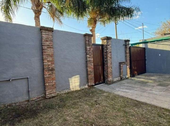 Casa · 80m² · 4 Ambientes · 1 Cochera