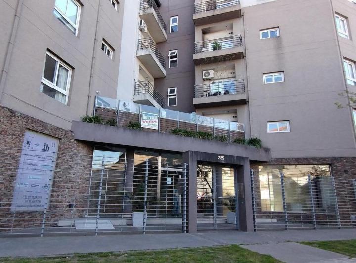 Departamento · 78m² · 4 Ambientes · 1 Cochera