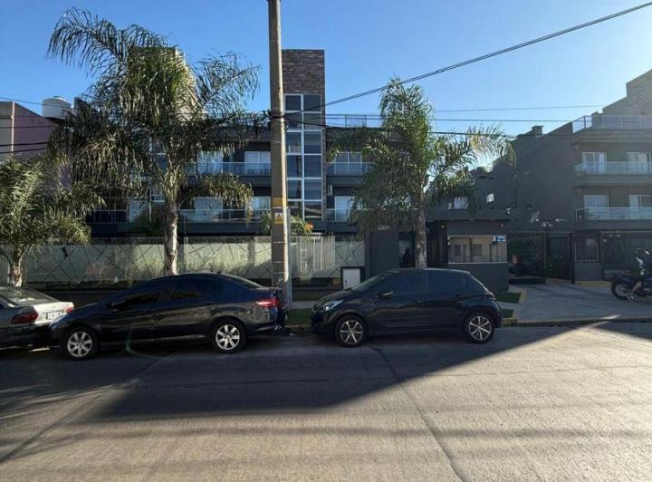 Departamento · 48m² · 2 Ambientes · 1 Cochera