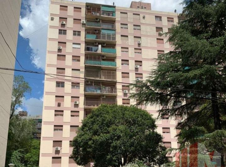 Departamento · 64m² · 4 Ambientes · 1 Cochera