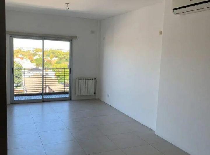 Departamento · 101m² · 4 Ambientes · 1 Cochera