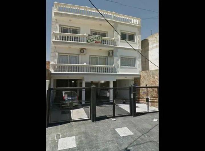 Departamento · 40m² · 2 Ambientes · 1 Cochera