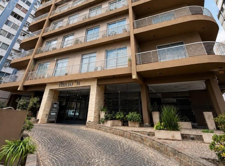 Departamento · 60m² · 2 Ambientes · 1 Cochera