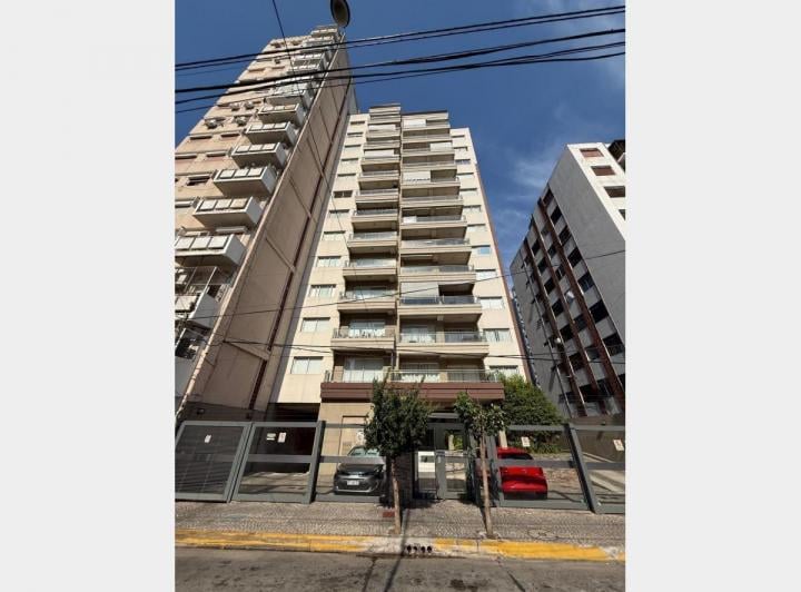 Departamento · 51m² · 2 Ambientes · 1 Cochera