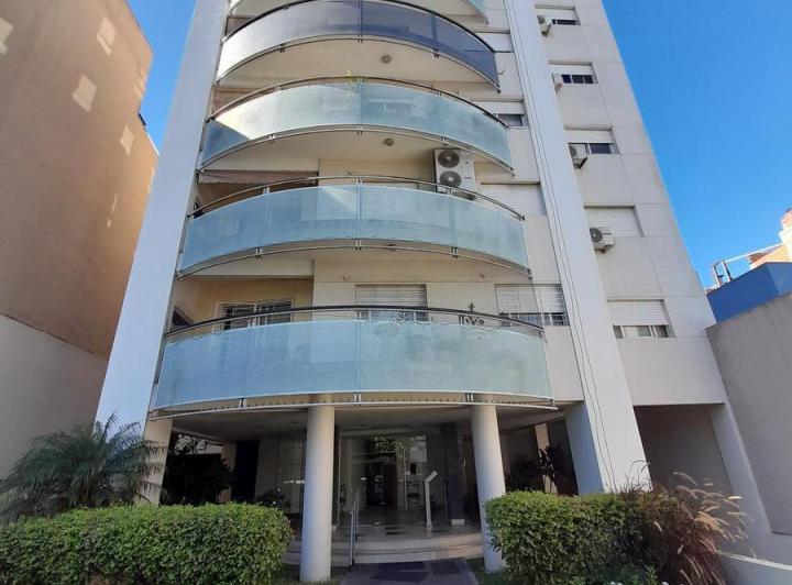 Departamento · 100m² · 4 Ambientes · 1 Cochera