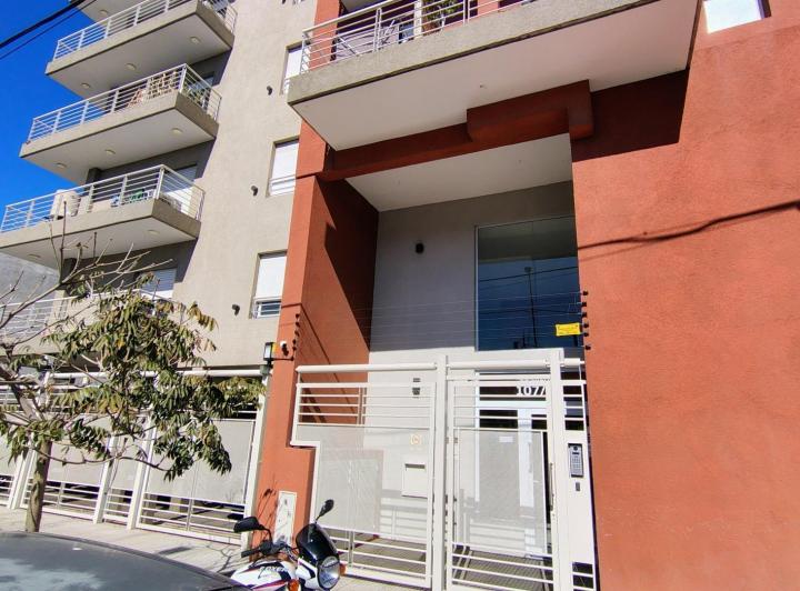Departamento · 43m² · 2 Ambientes · 1 Cochera