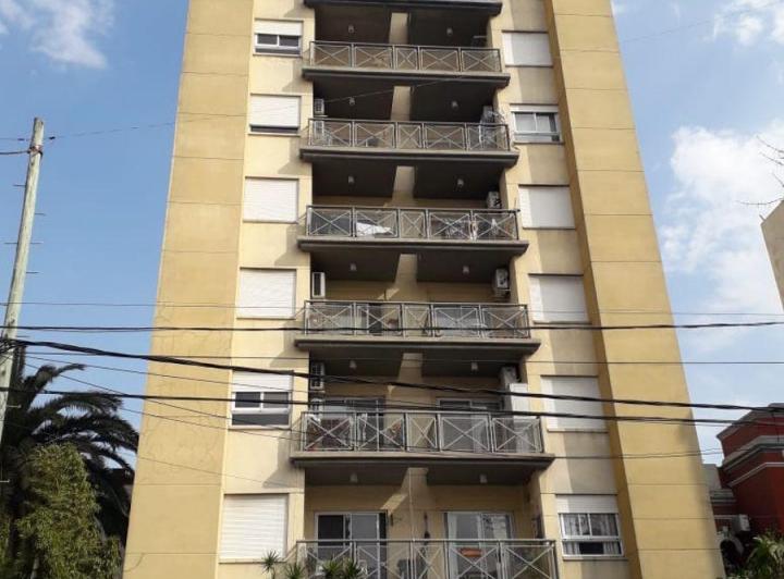 Departamento · 40m² · 2 Ambientes · 1 Cochera