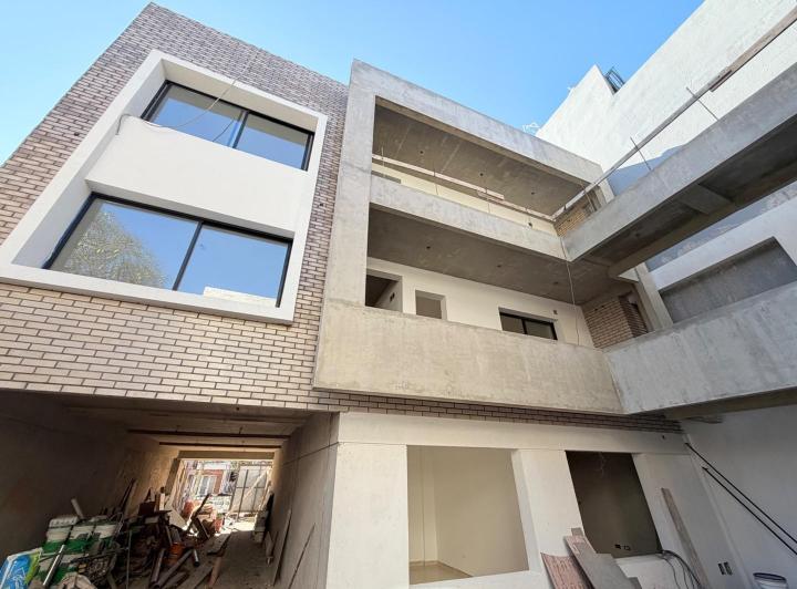 Departamento · 40m² · 2 Ambientes · 1 Cochera