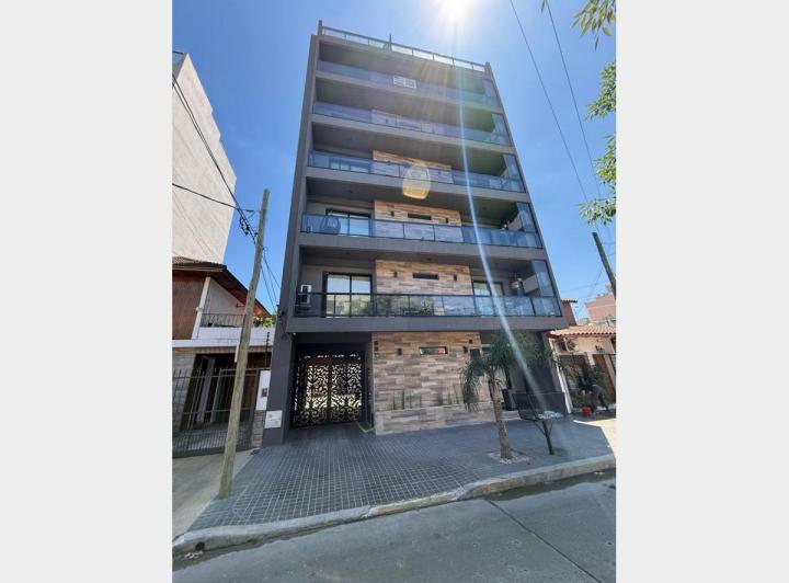 Departamento · 83m² · 3 Ambientes · 1 Cochera