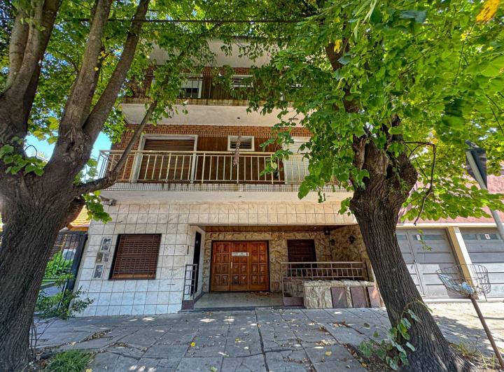 Departamento · 150m² · 4 Ambientes · 2 Cocheras