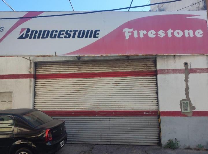 Bodega-Galpón · 182m²