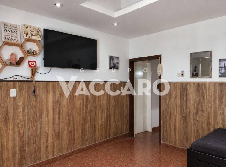 Casa · 92m² · 3 Ambientes · 2 Cocheras