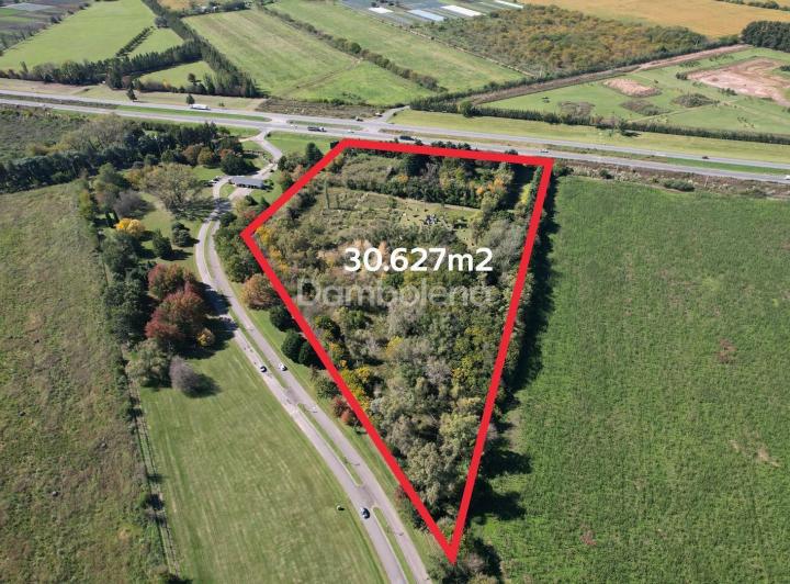 Terreno · 30627m²