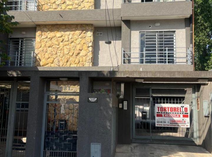 Departamento · 45m² · 2 Ambientes · 1 Cochera