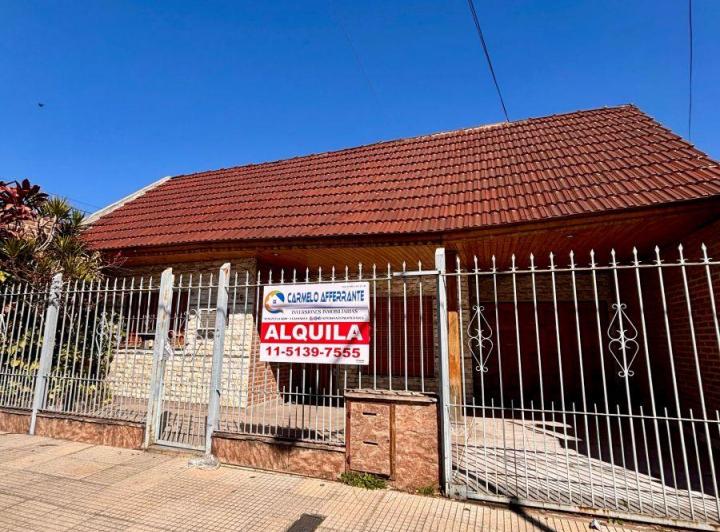 Casa · 100m² · 3 Ambientes · 1 Cochera