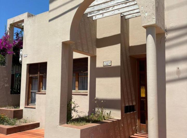 Casa · 100m² · 1 Ambiente · 2 Cocheras