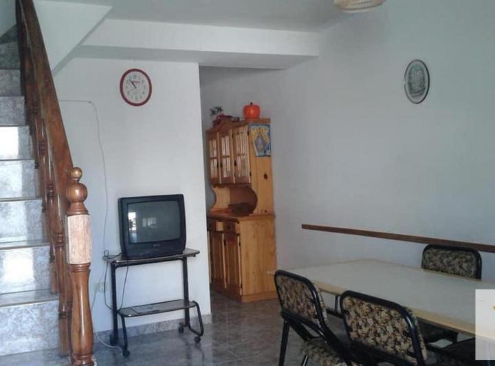 Casa · 30m² · 3 Ambientes