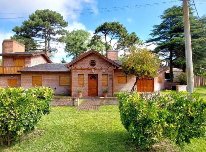 Casa · 110m² · 4 Ambientes · 1 Cochera
