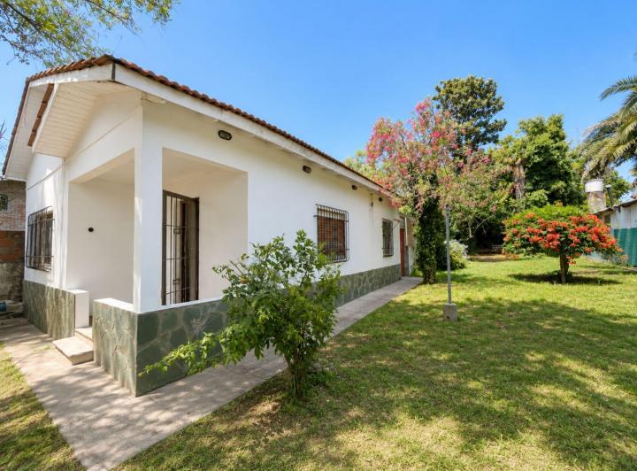 Casa · 80m² · 3 Ambientes · 1 Cochera