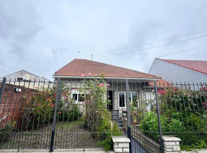 Casa · 168m² · 5 Ambientes · 1 Cochera