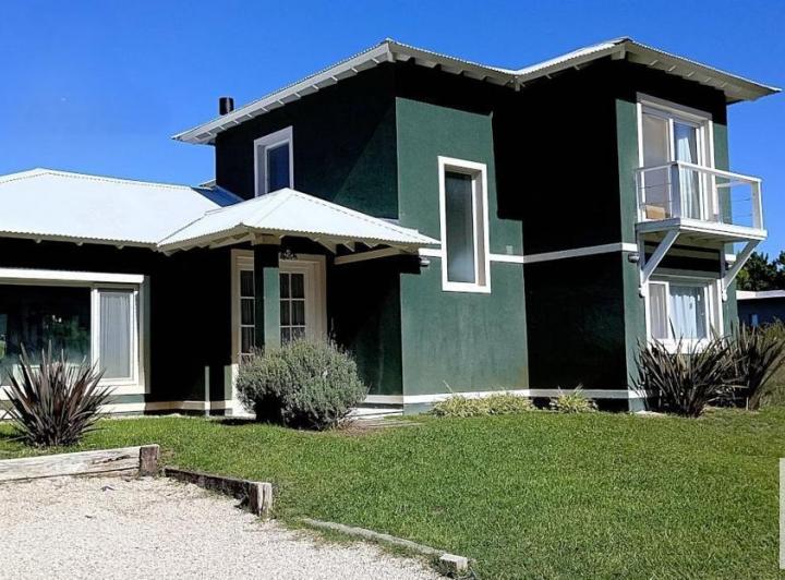 Casa · 170m² · 5 Ambientes