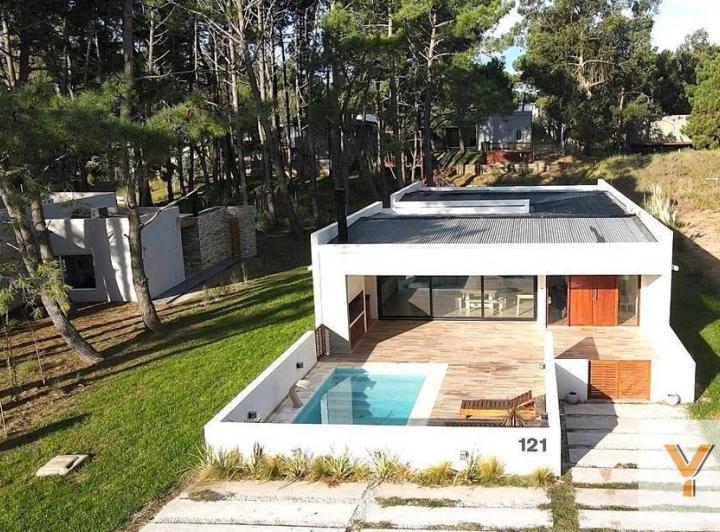 Casa · 150m² · 5 Ambientes