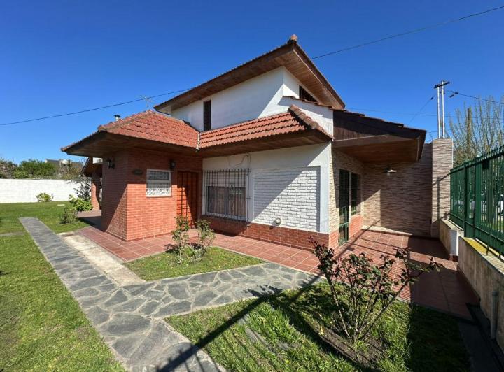 Casa · 104m² · 3 Ambientes
