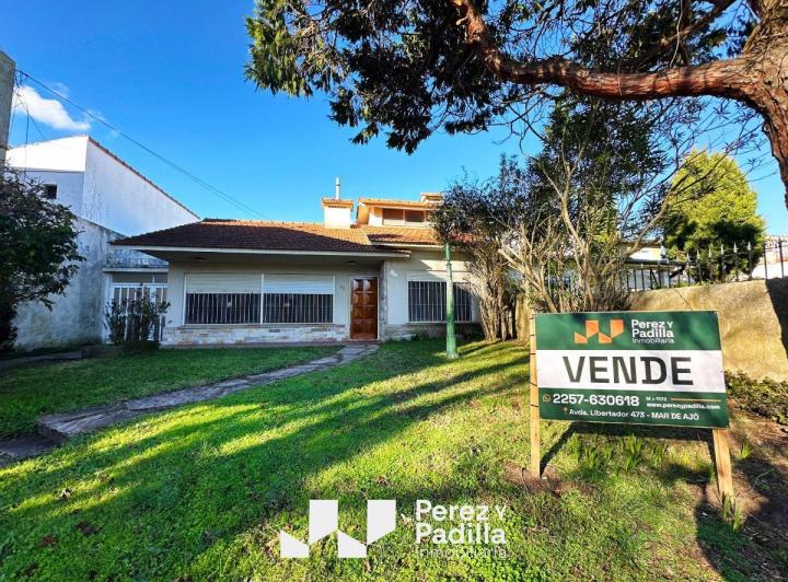 Casa · 160m² · 3 Ambientes · 2 Cocheras