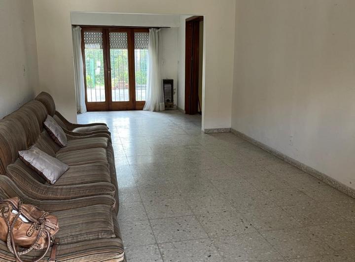 Casa · 173m² · 4 Dormitorios · 1 Cochera