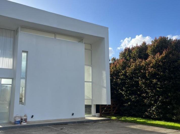 Casa · 342m² · 7 Ambientes · 1 Cochera